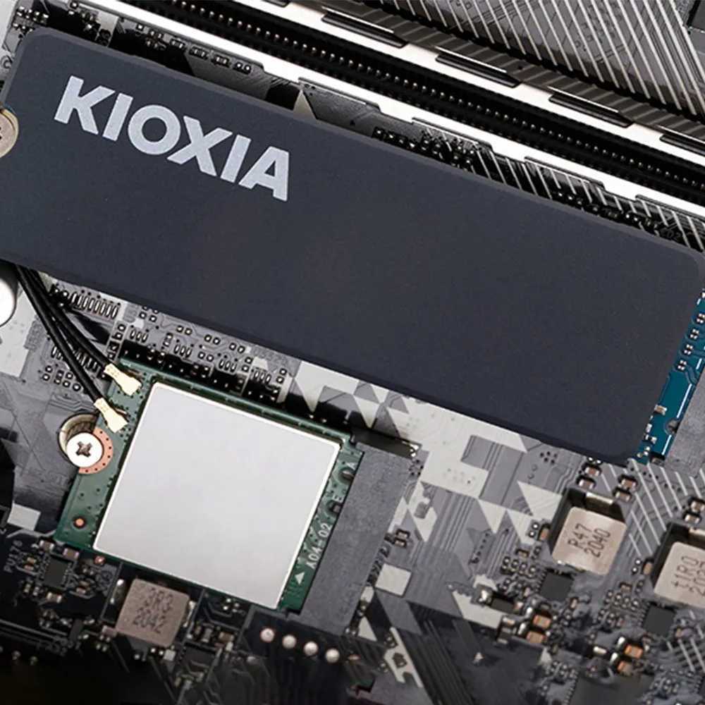 Kioxia Exceria with Heatsink 1TB PCIe M.2 2280 NVME SSD